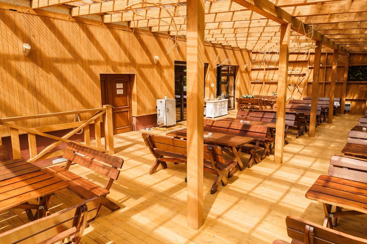 Zloty Jelen - Restauracja I Dom Goscinny Potok Zloty ภายนอก รูปภาพ