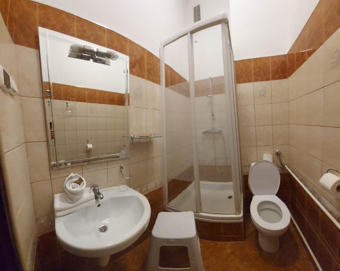 Zloty Jelen - Restauracja I Dom Goscinny Potok Zloty ภายนอก รูปภาพ